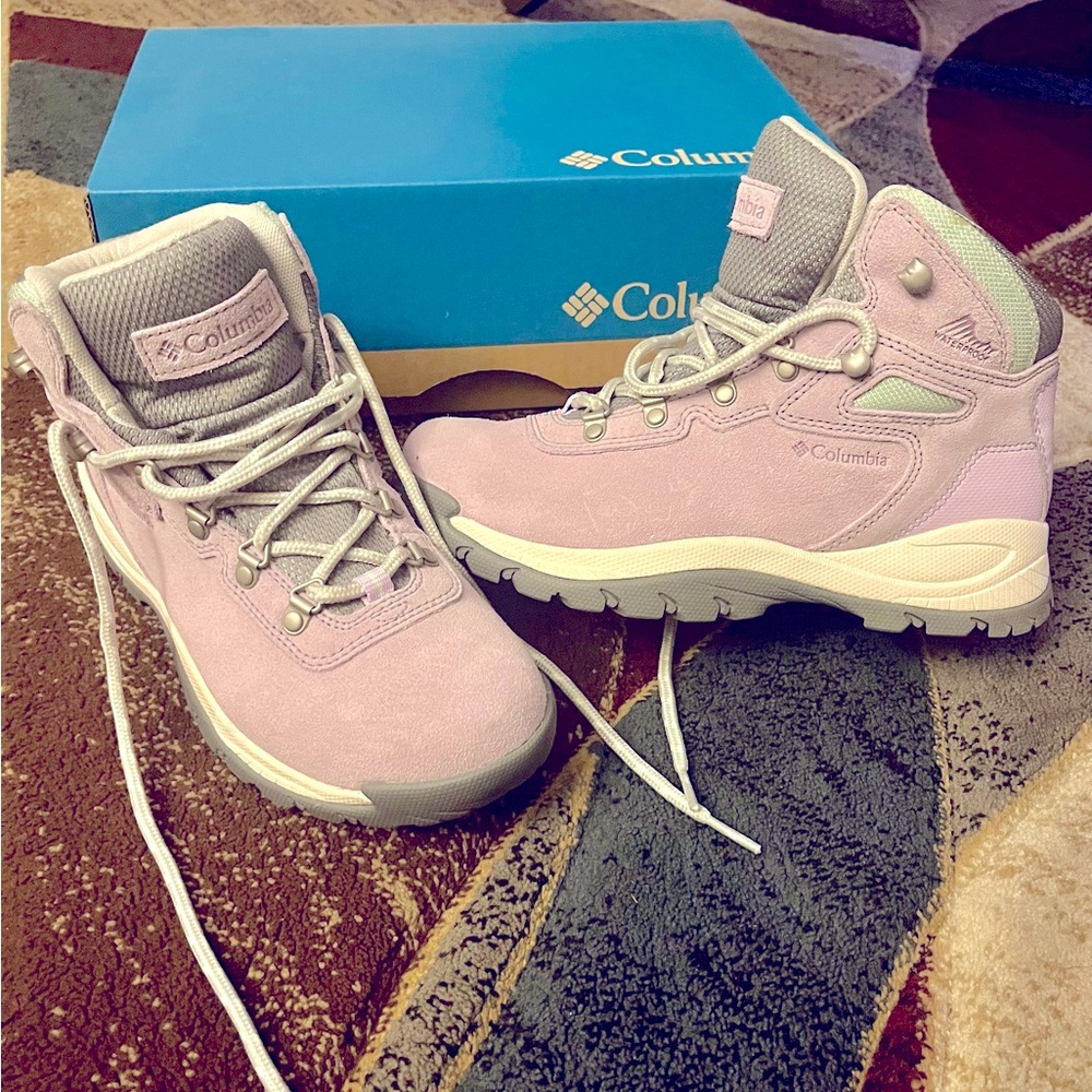 Newton Ridge Plus Waterproof Amped 💜